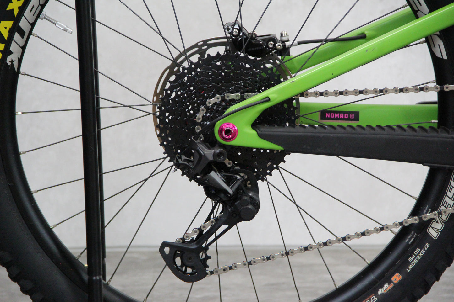 2022 Santa Cruz Nomad