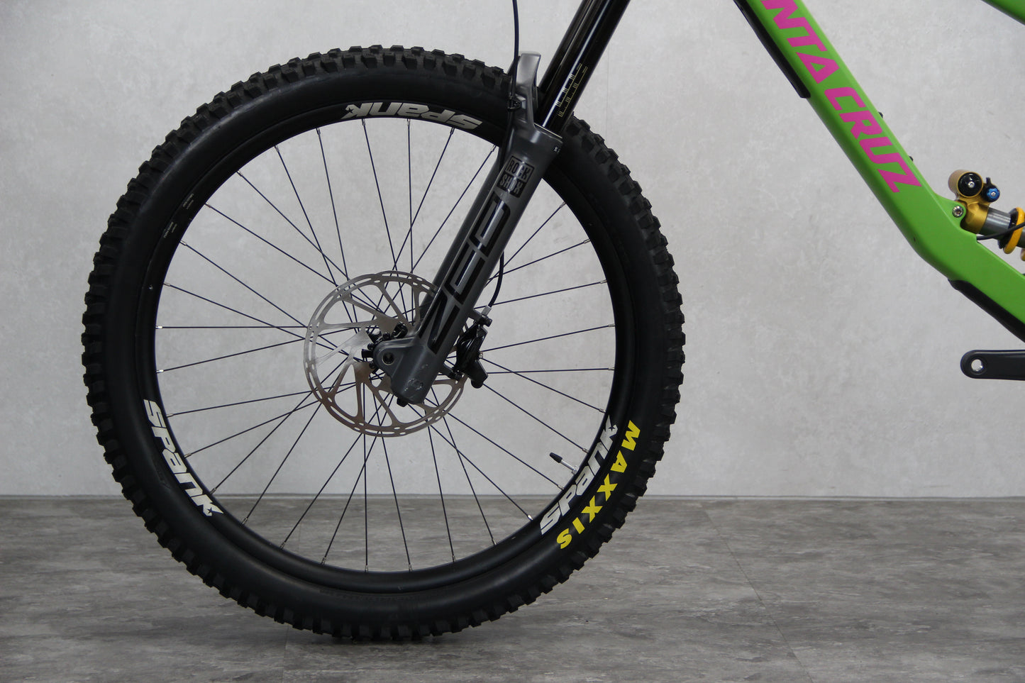 2022 Santa Cruz Nomad