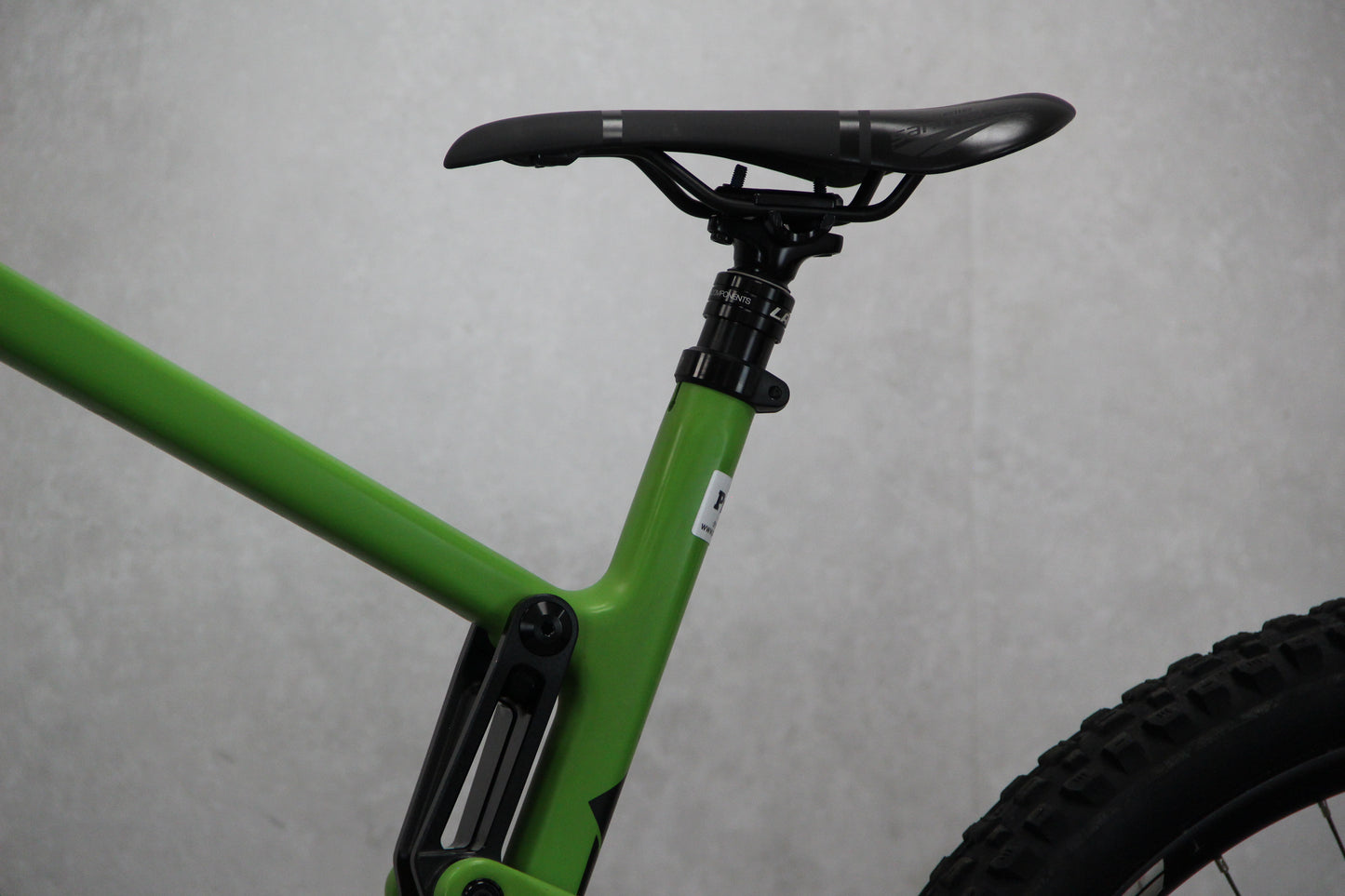 2022 Santa Cruz Nomad