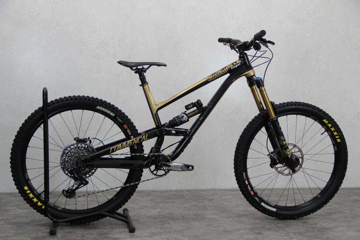 2020 Commencal Clash