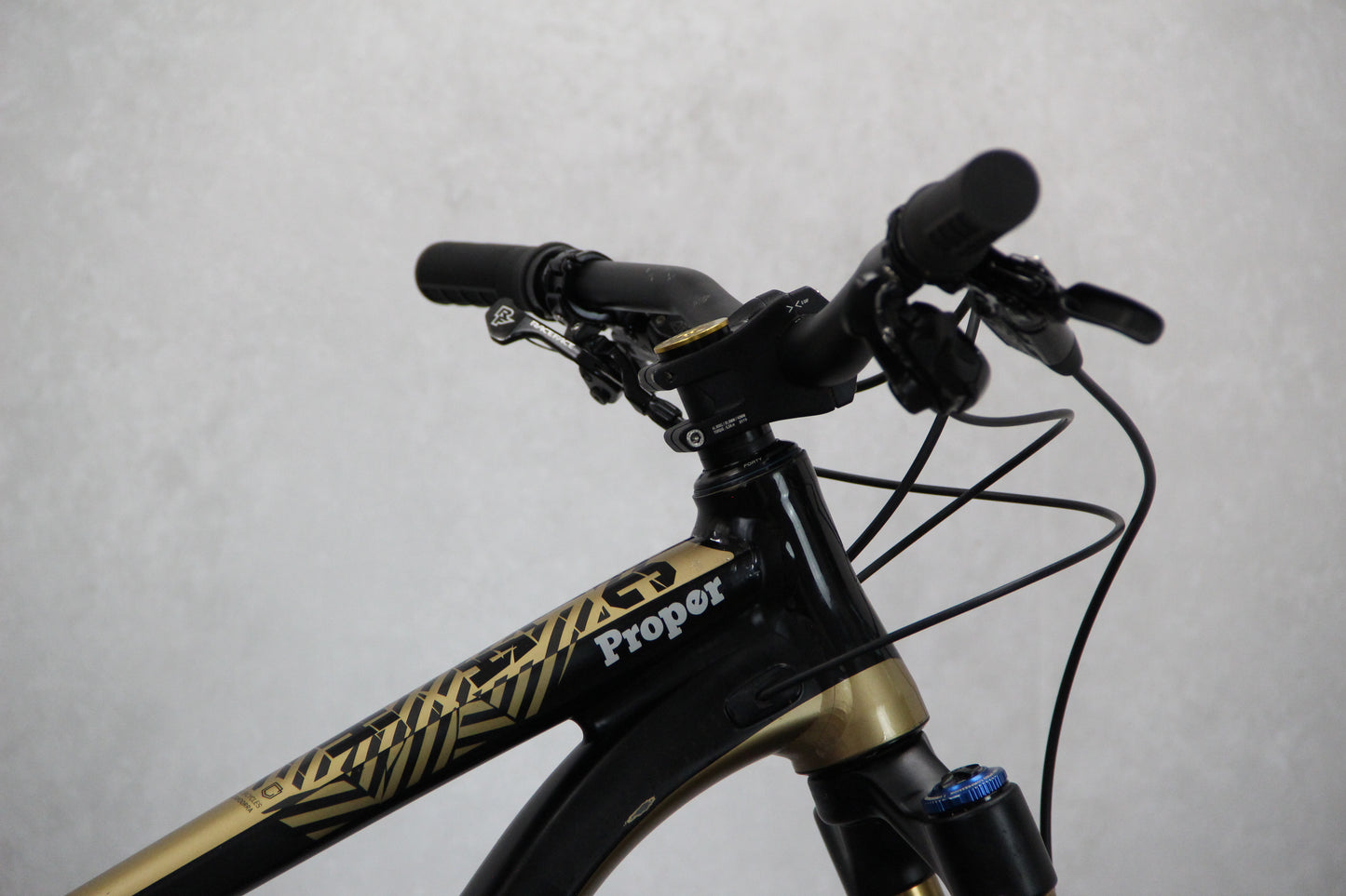 2020 Commencal Clash