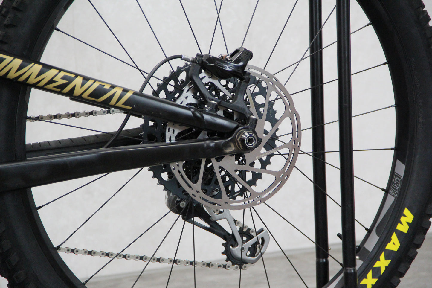 2020 Commencal Clash