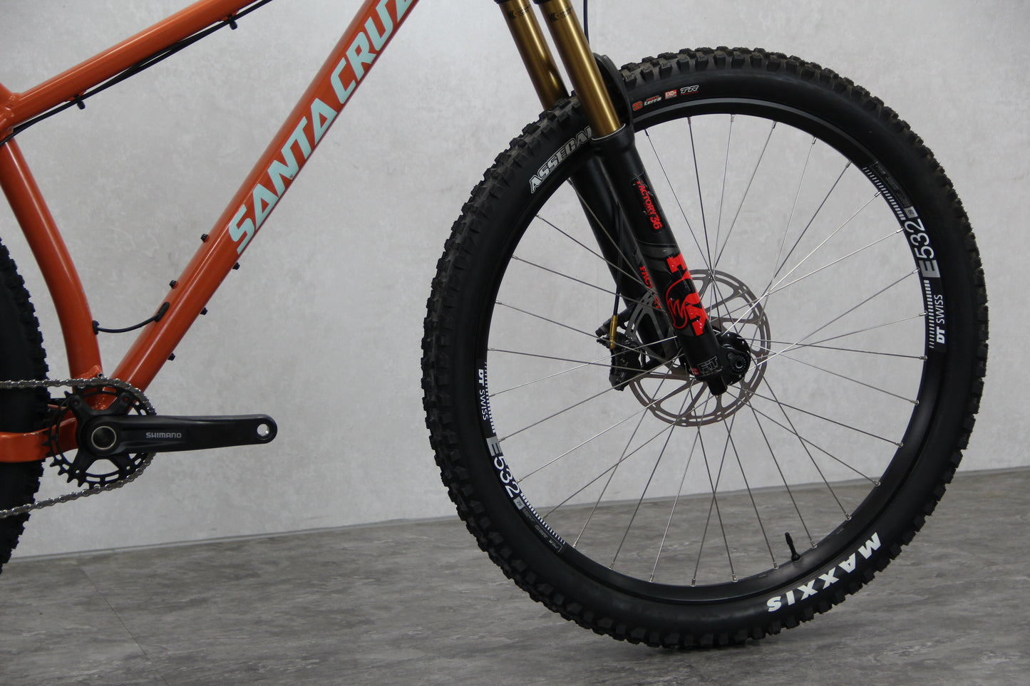 2019 Santa Cruz Chameleon