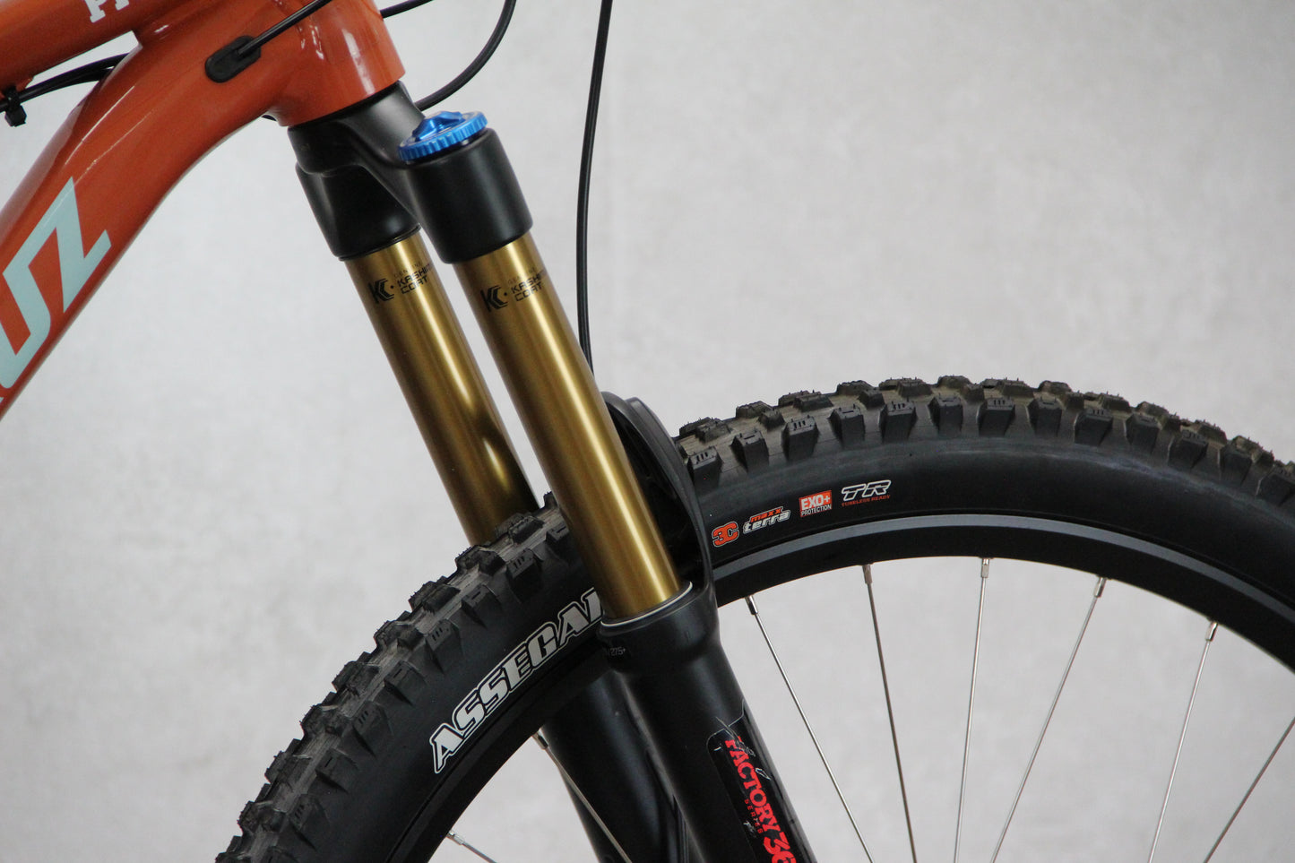 2019 Santa Cruz Chameleon