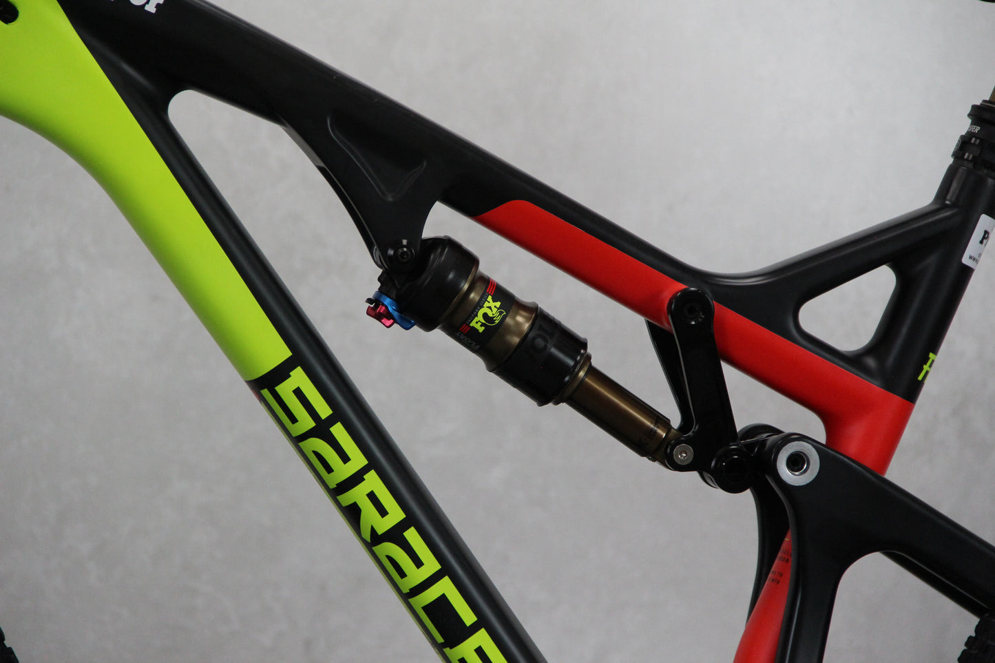 2017 Saracen Killi Flyer X