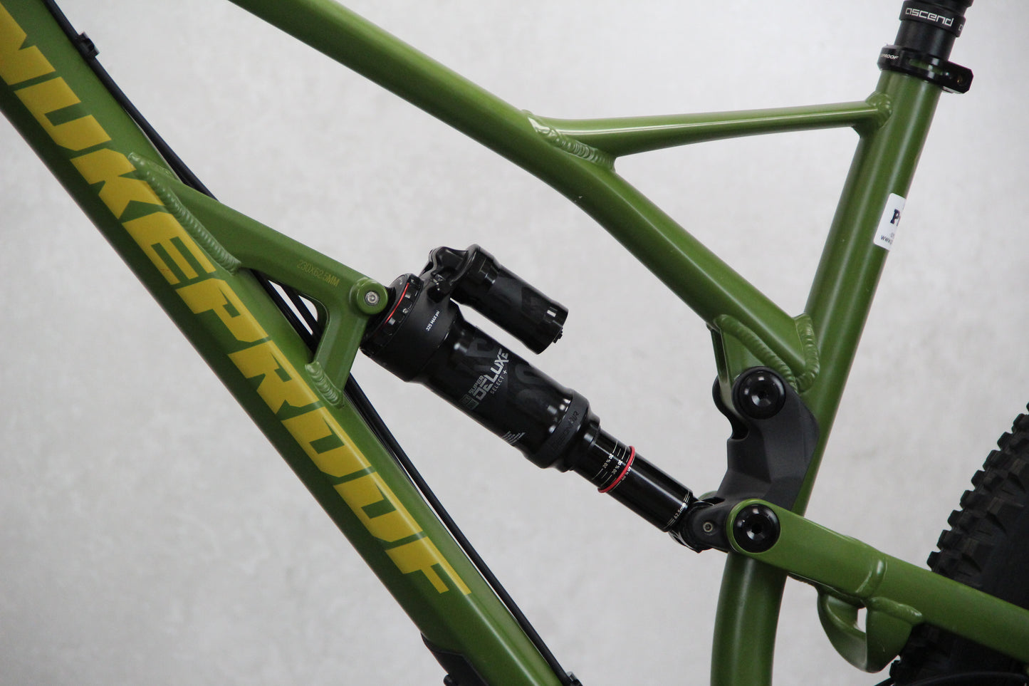 2020 Nukeproof Mega