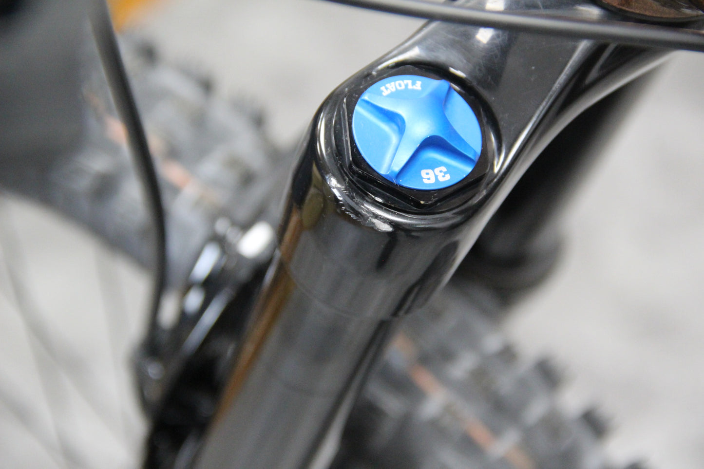 2022 Giant Trance X2