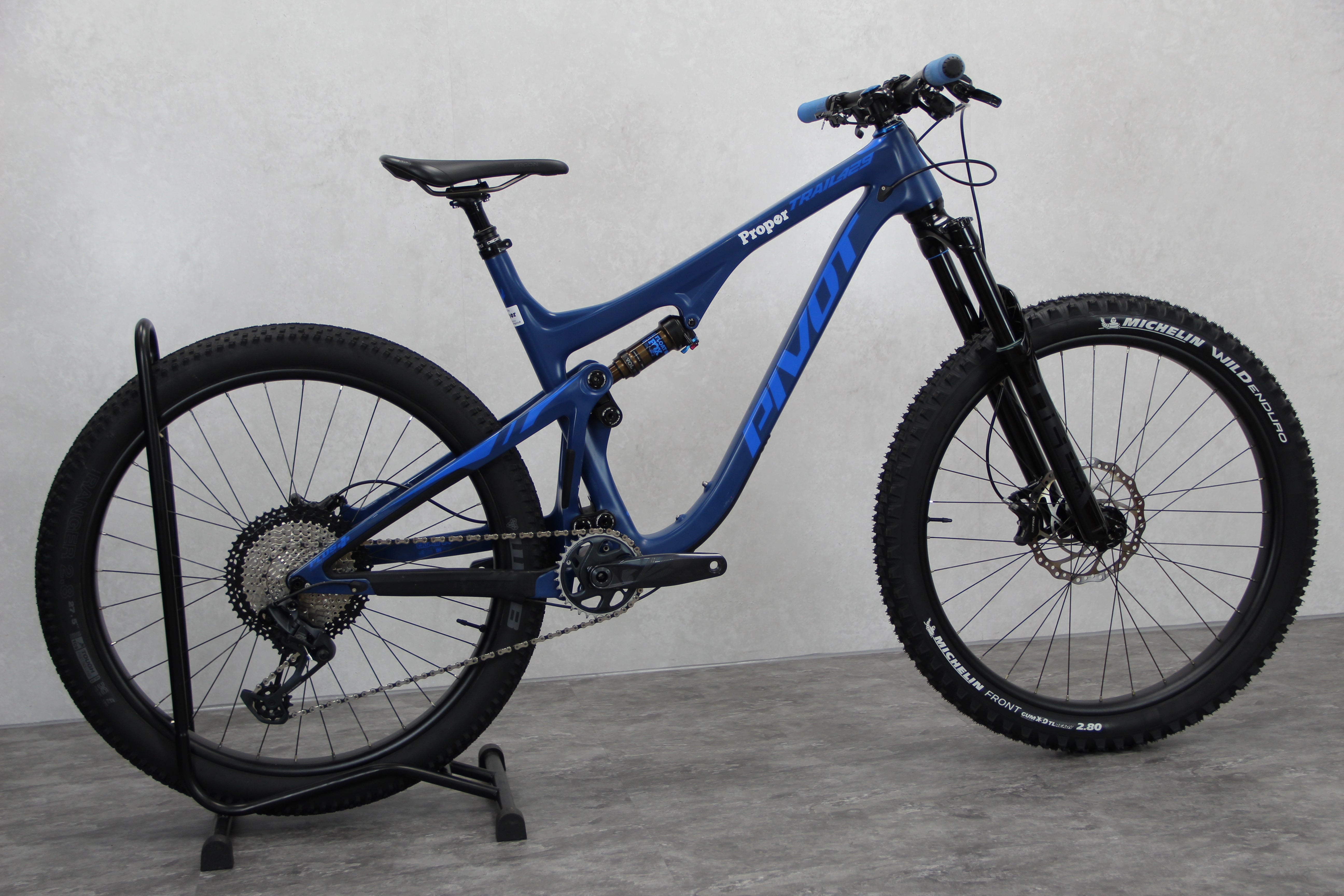 2020 Pivot Trail 429 Proper Cycling