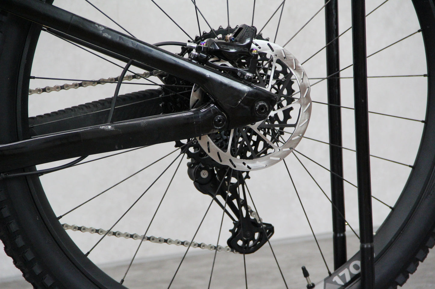 2023 Specialized Status