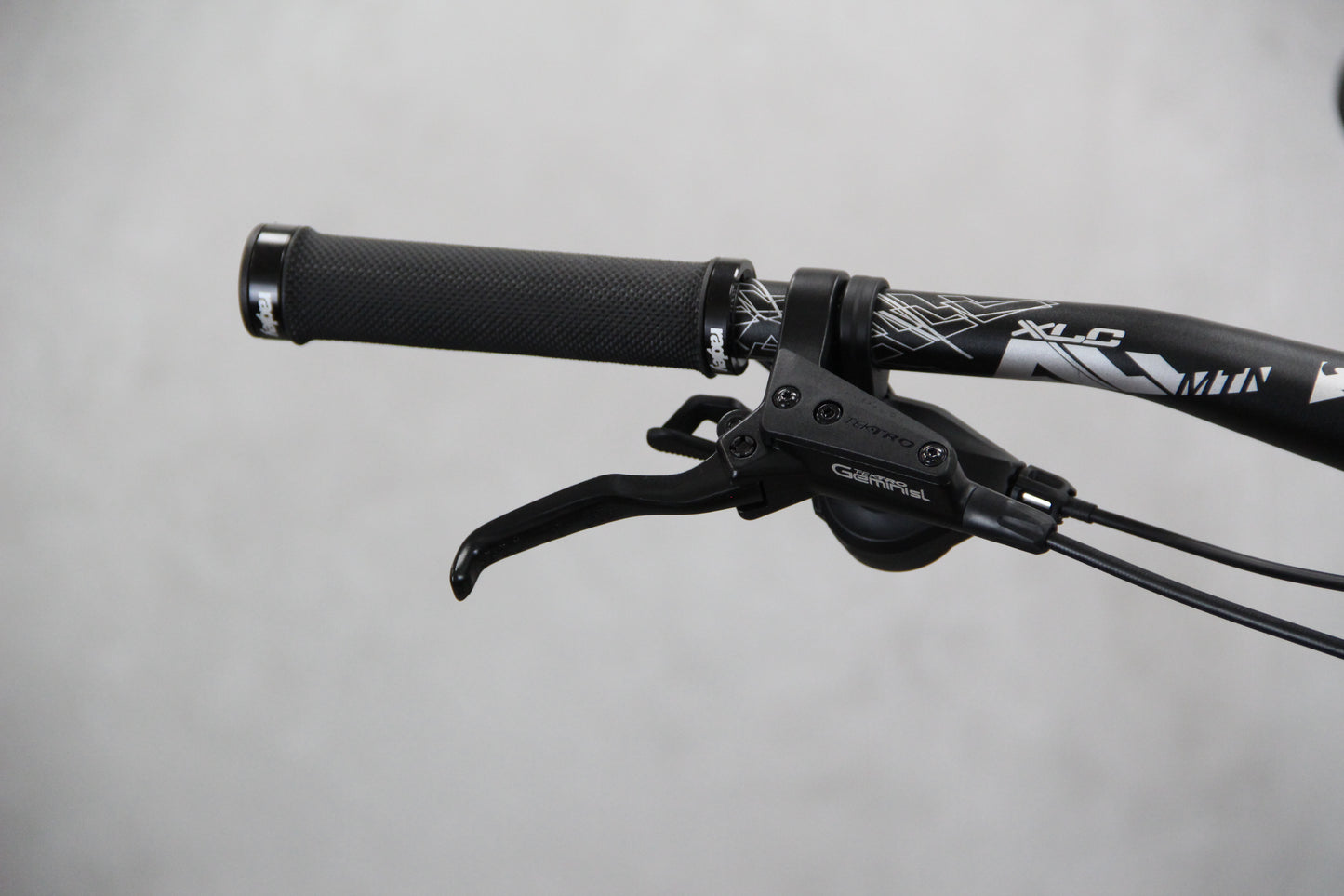 2023 Specialized Status