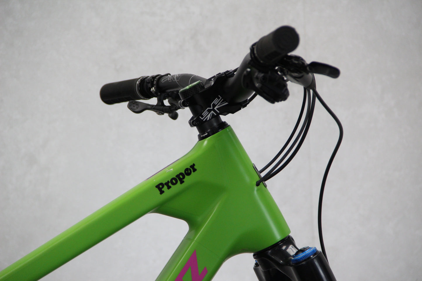 2022 Santa Cruz Nomad