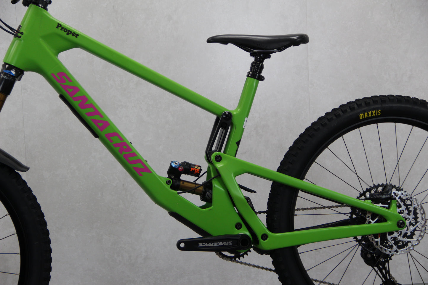2022 Santa Cruz Nomad