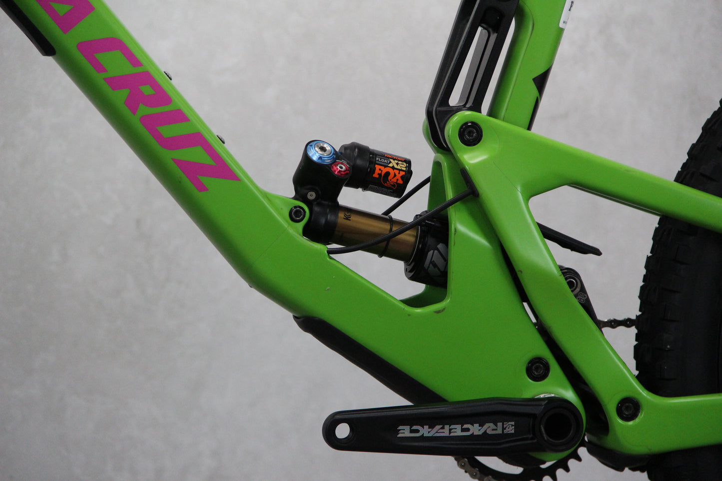 2022 Santa Cruz Nomad