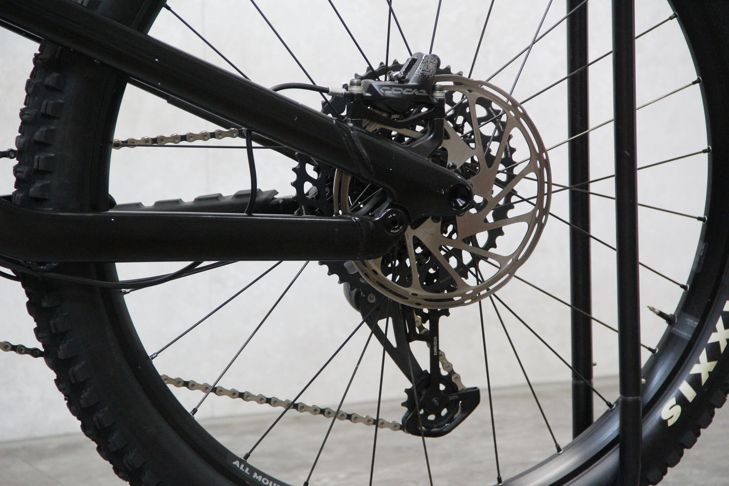 2023 Canyon Spectral