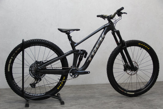 2021 Trek Slash 8