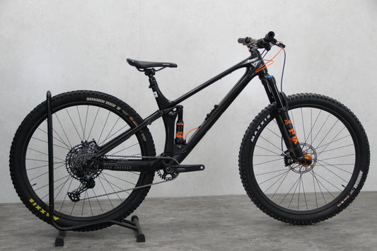 2020 YT IZZO