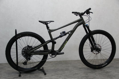 2022 Specialized Status 140