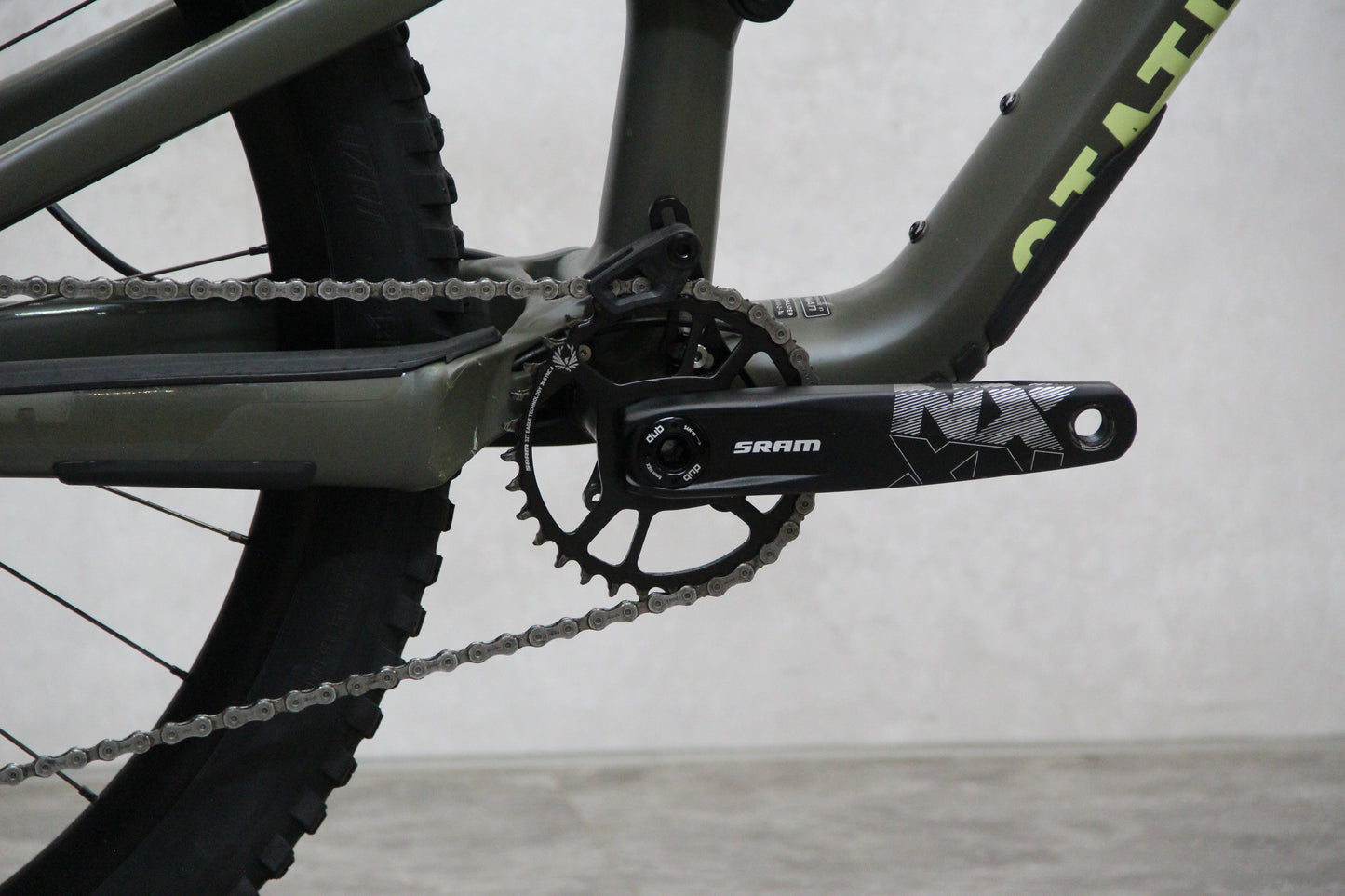2022 Specialized Status 140