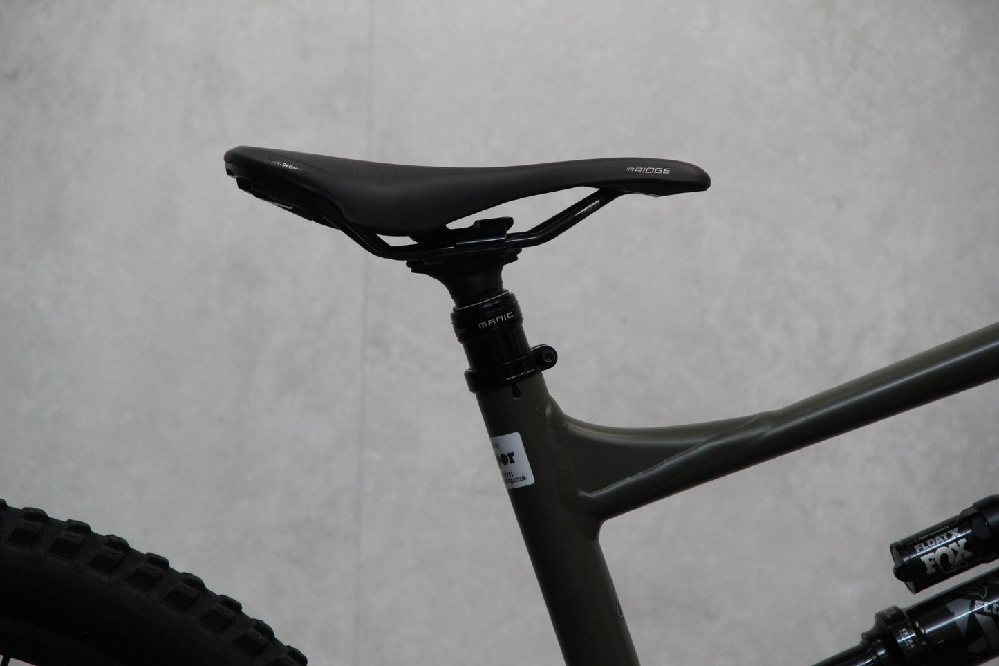 2022 Specialized Status 140
