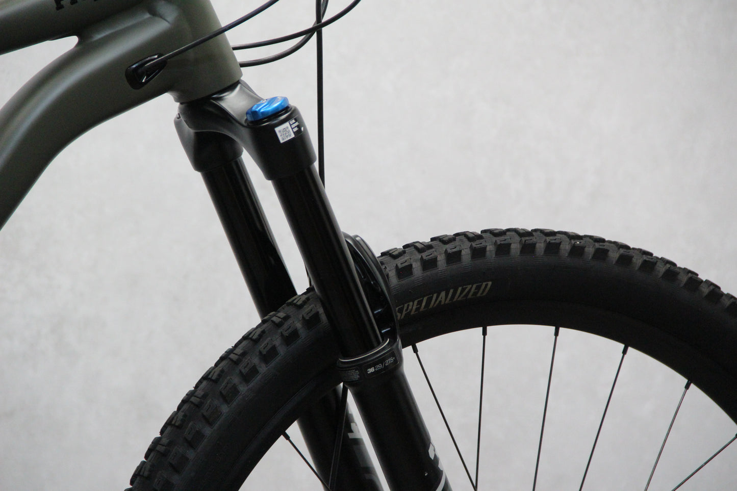 2022 Specialized Status 140