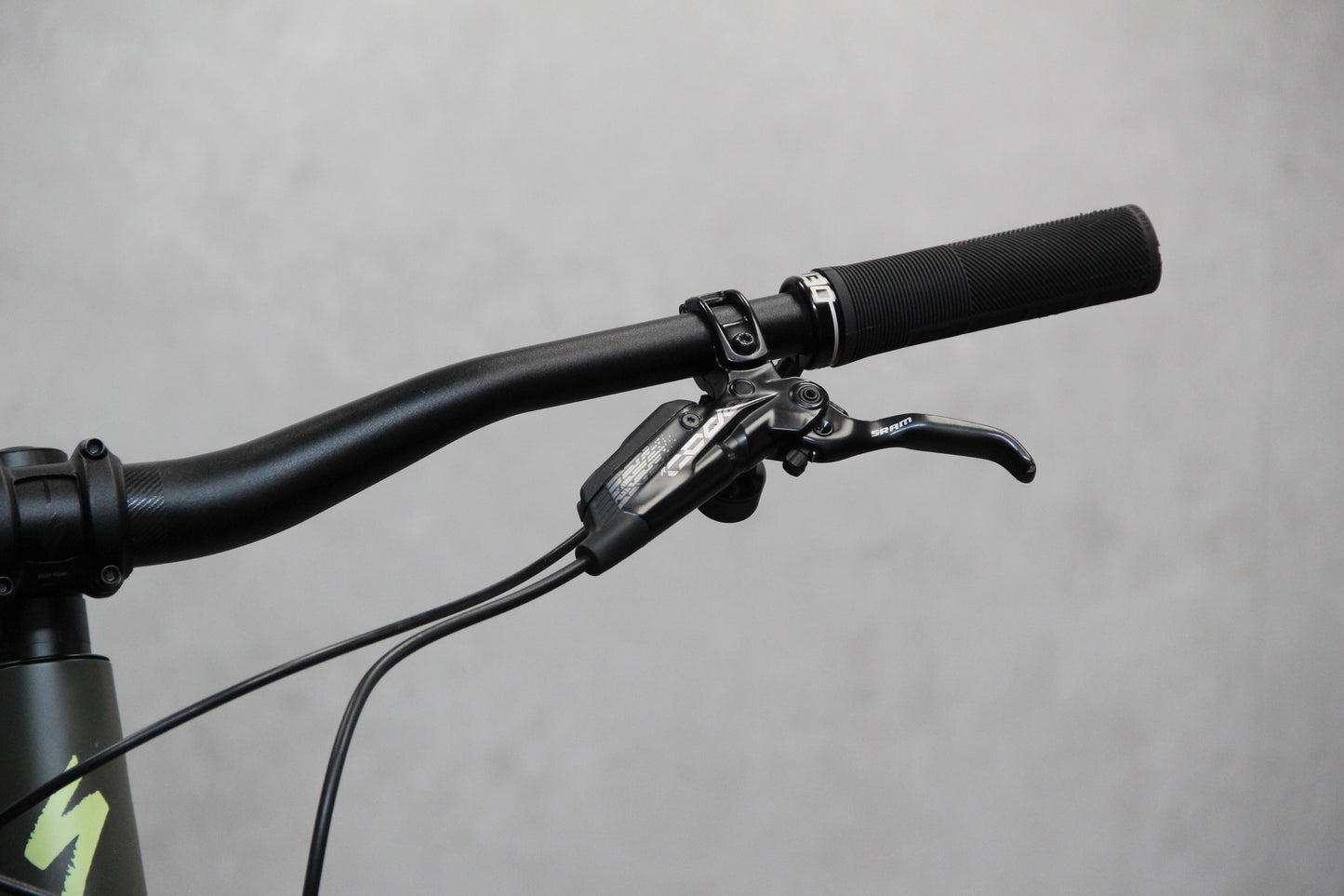 2022 Specialized Status 140