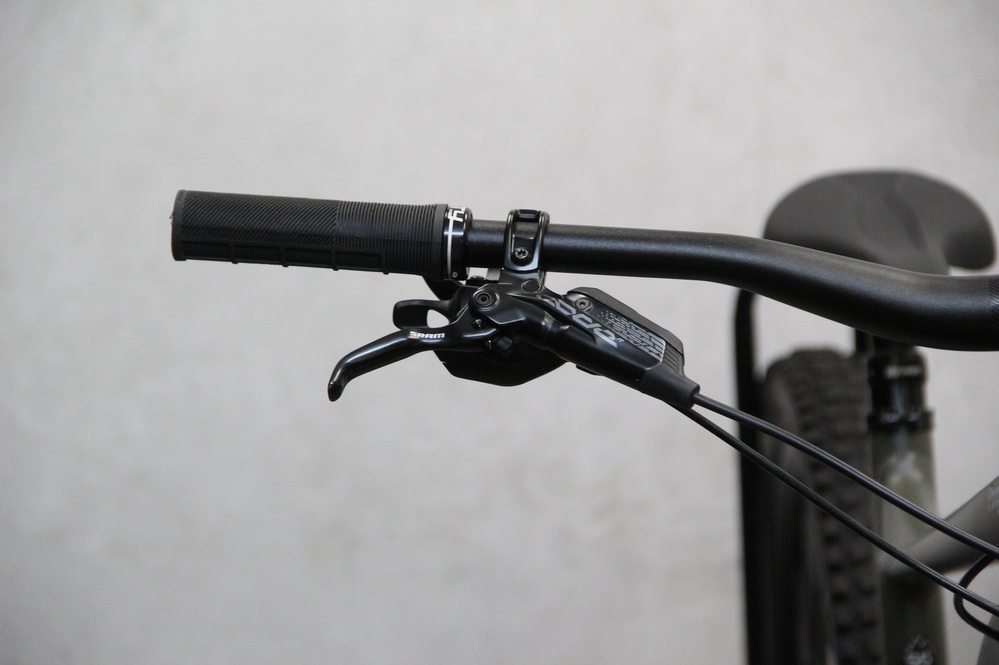 2022 Specialized Status 140