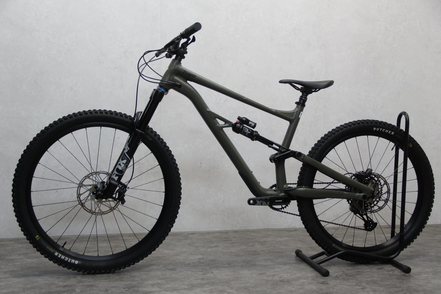 2022 Specialized Status 140