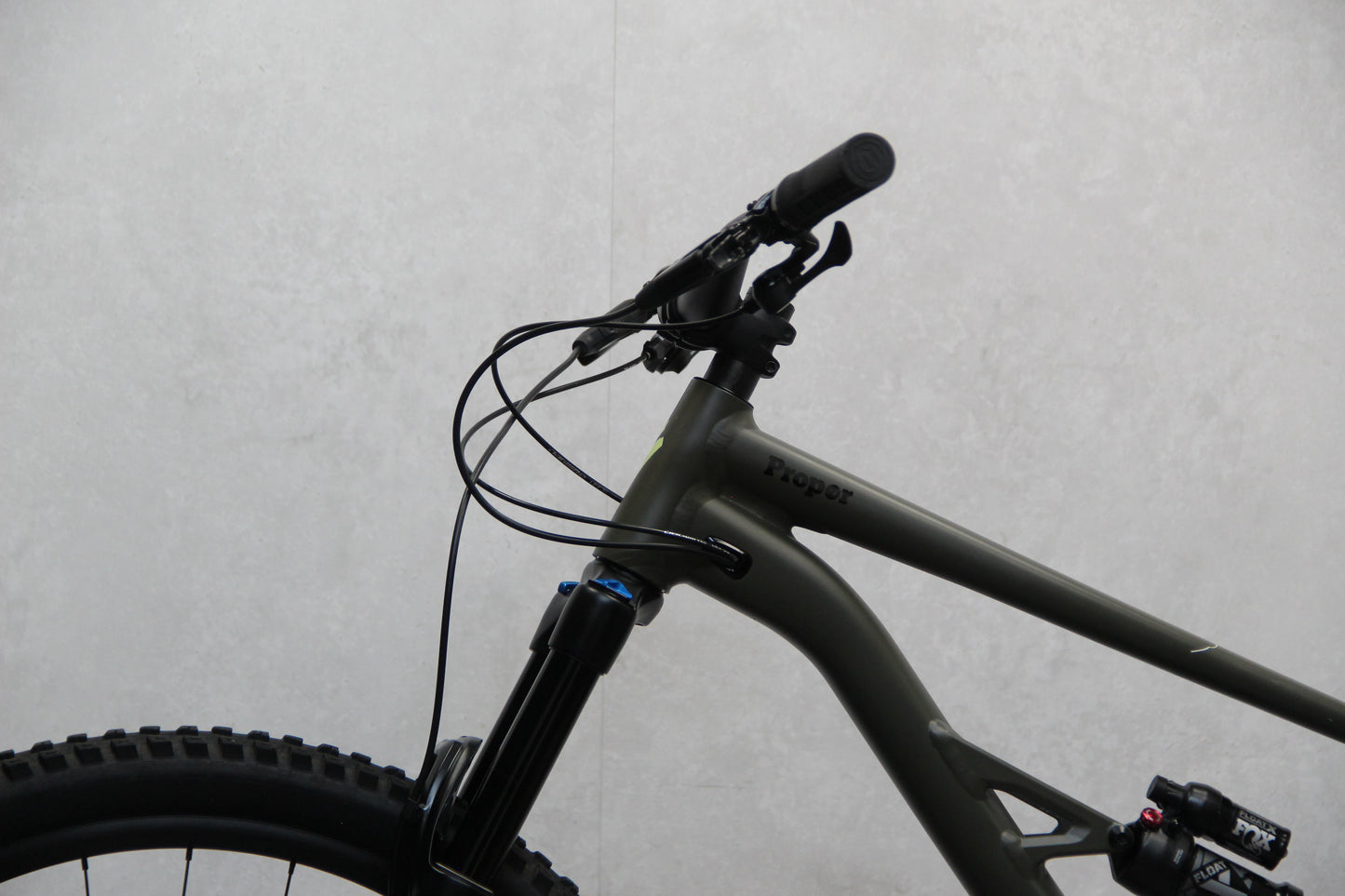 2022 Specialized Status 140