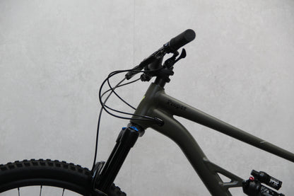 2022 Specialized Status 140