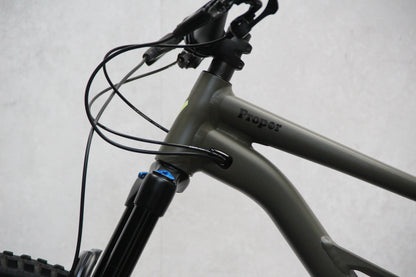 2022 Specialized Status 140