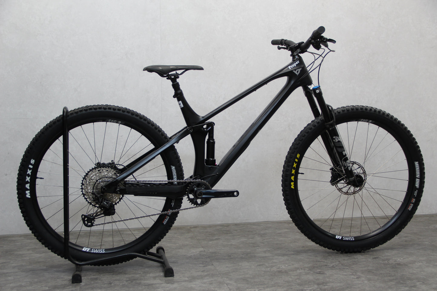 2022 YT IZZO