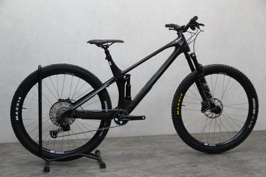 2022 YT IZZO