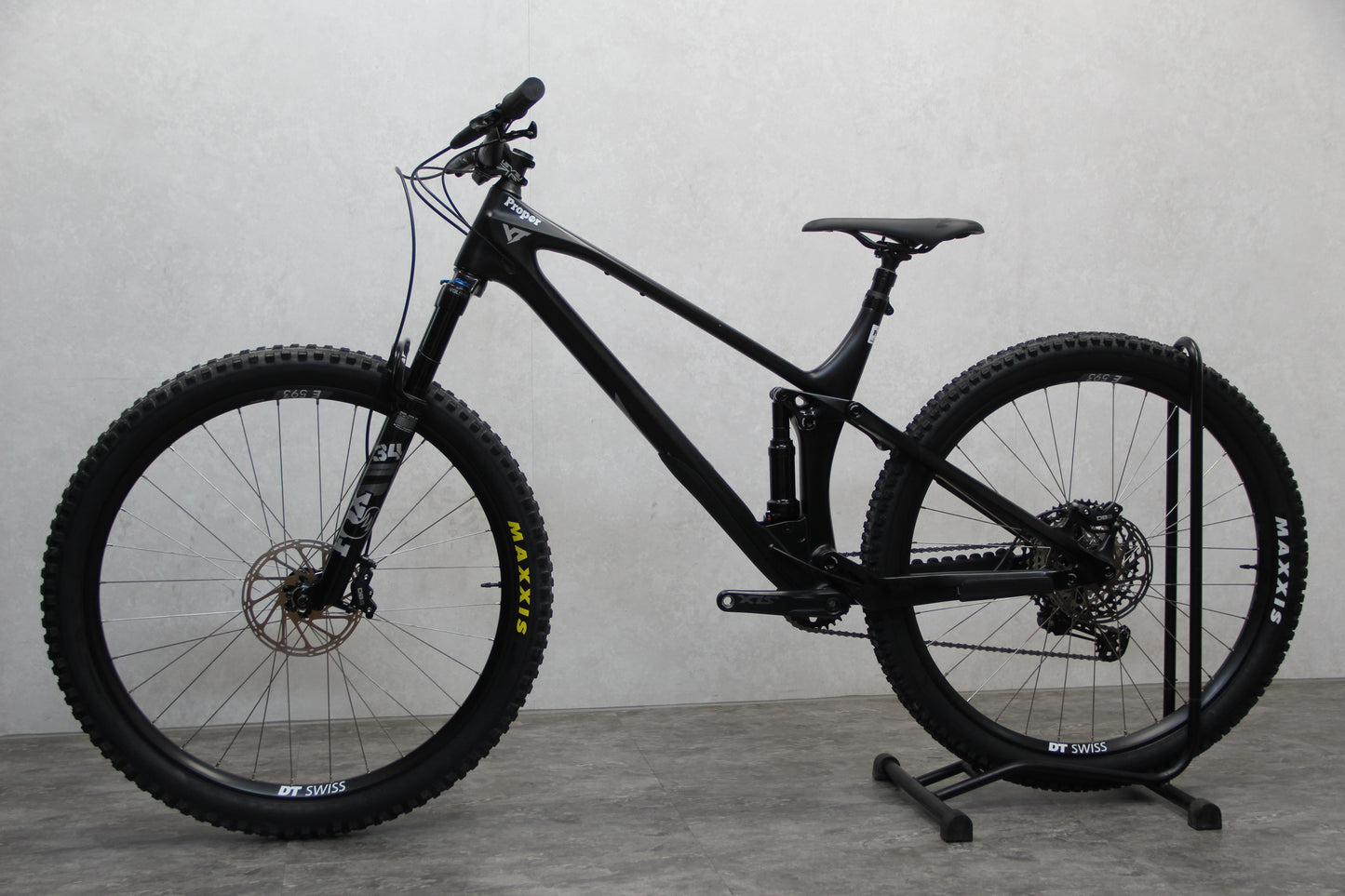 2022 YT IZZO