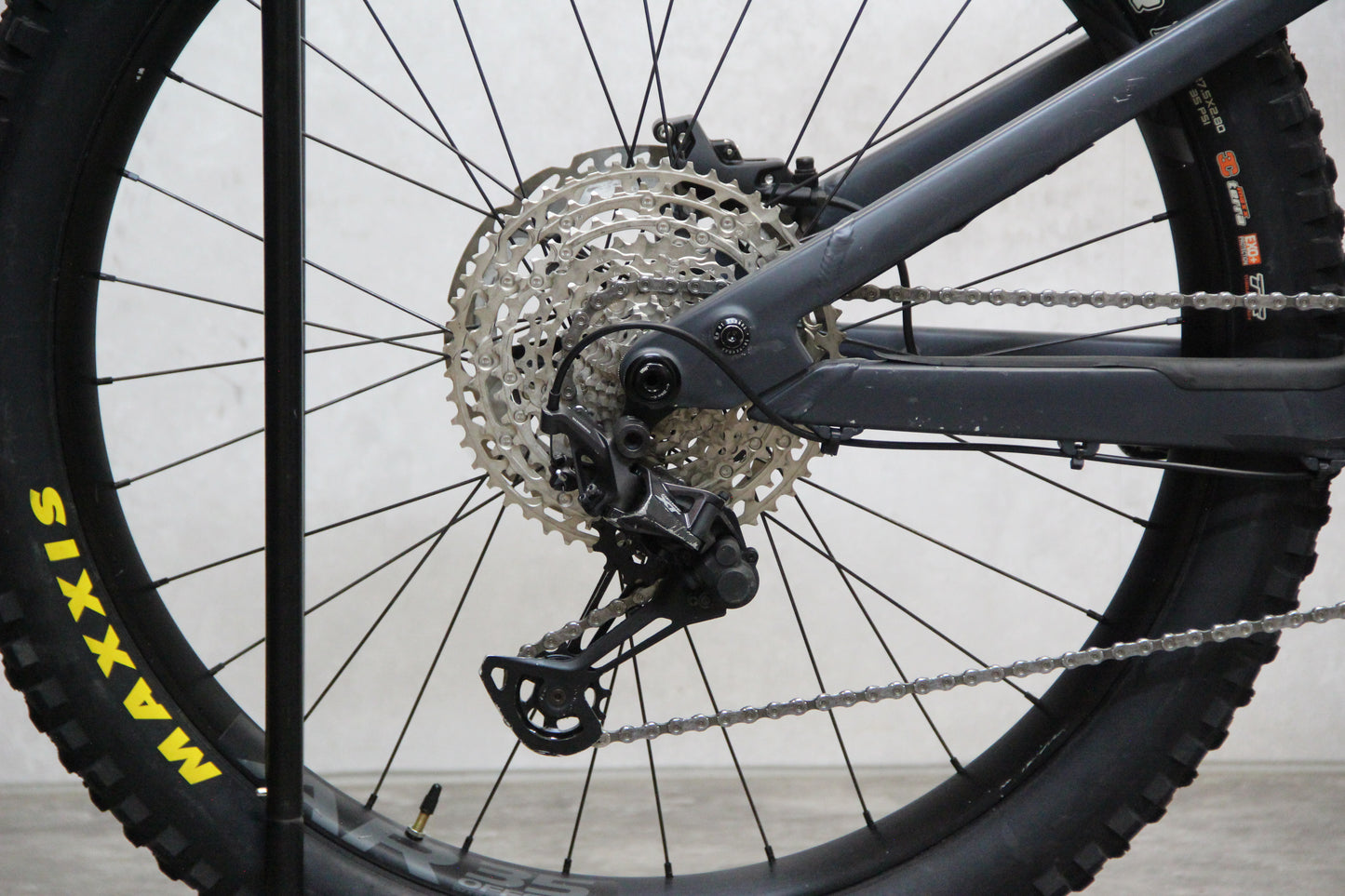 2021 Canyon Spectral:ON (E Bike)