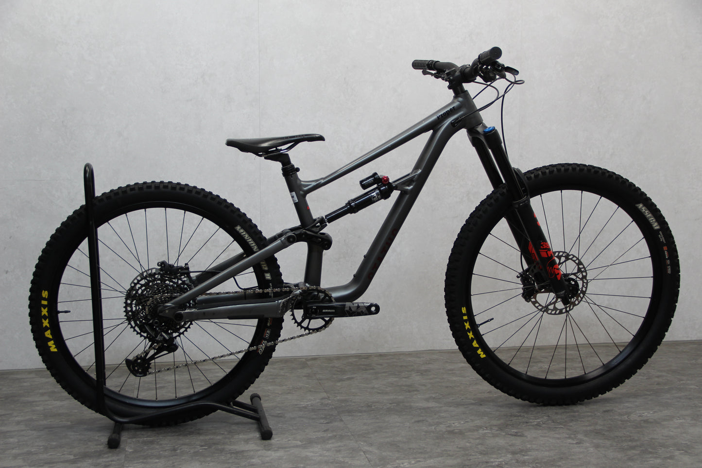 2021 Specialized Status 160