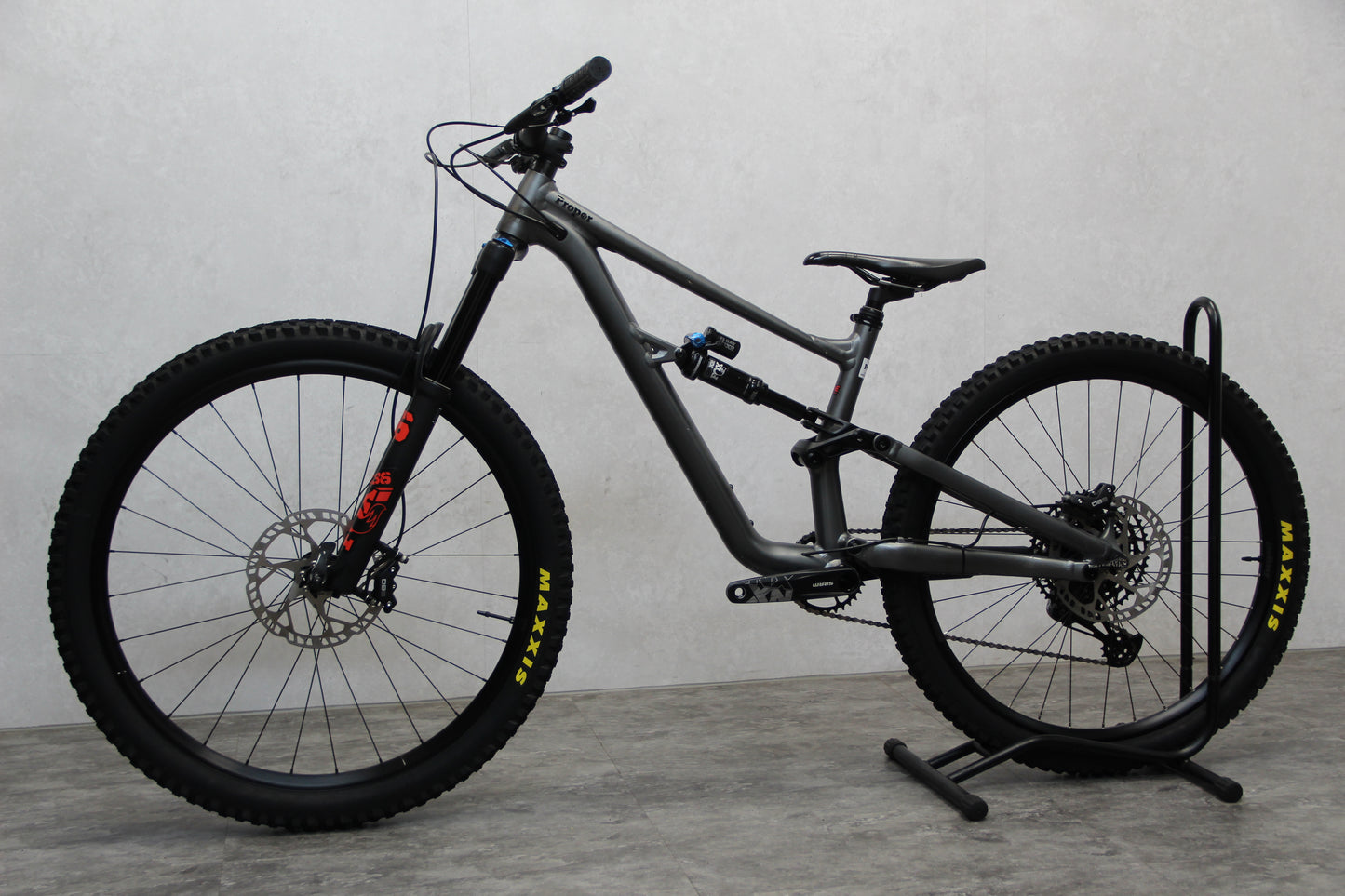 2021 Specialized Status 160
