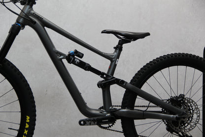 2021 Specialized Status 160