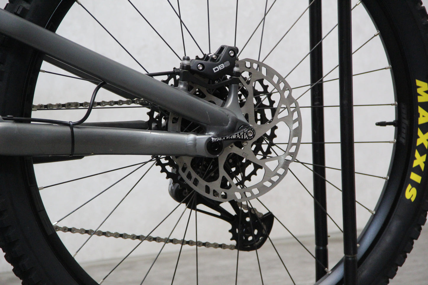 2021 Specialized Status 160