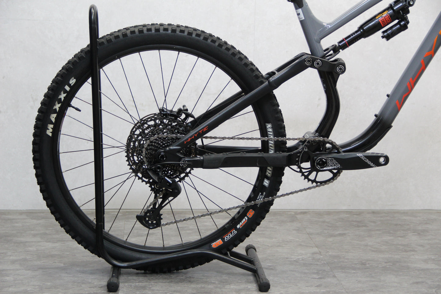 2025 Whyte G180