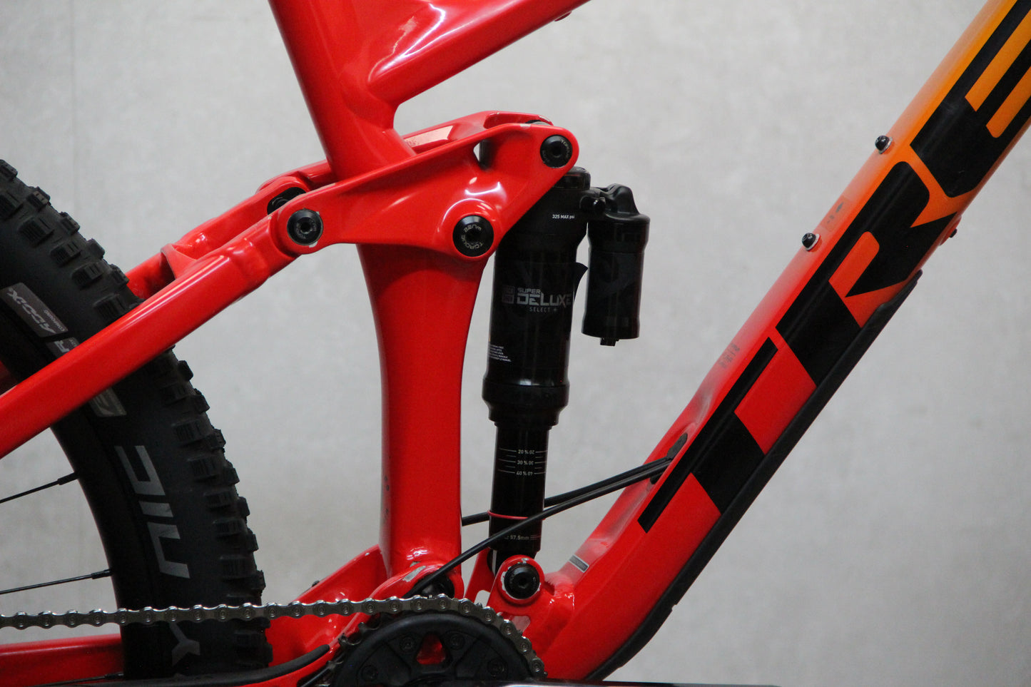 2021 Trek Remedy 8