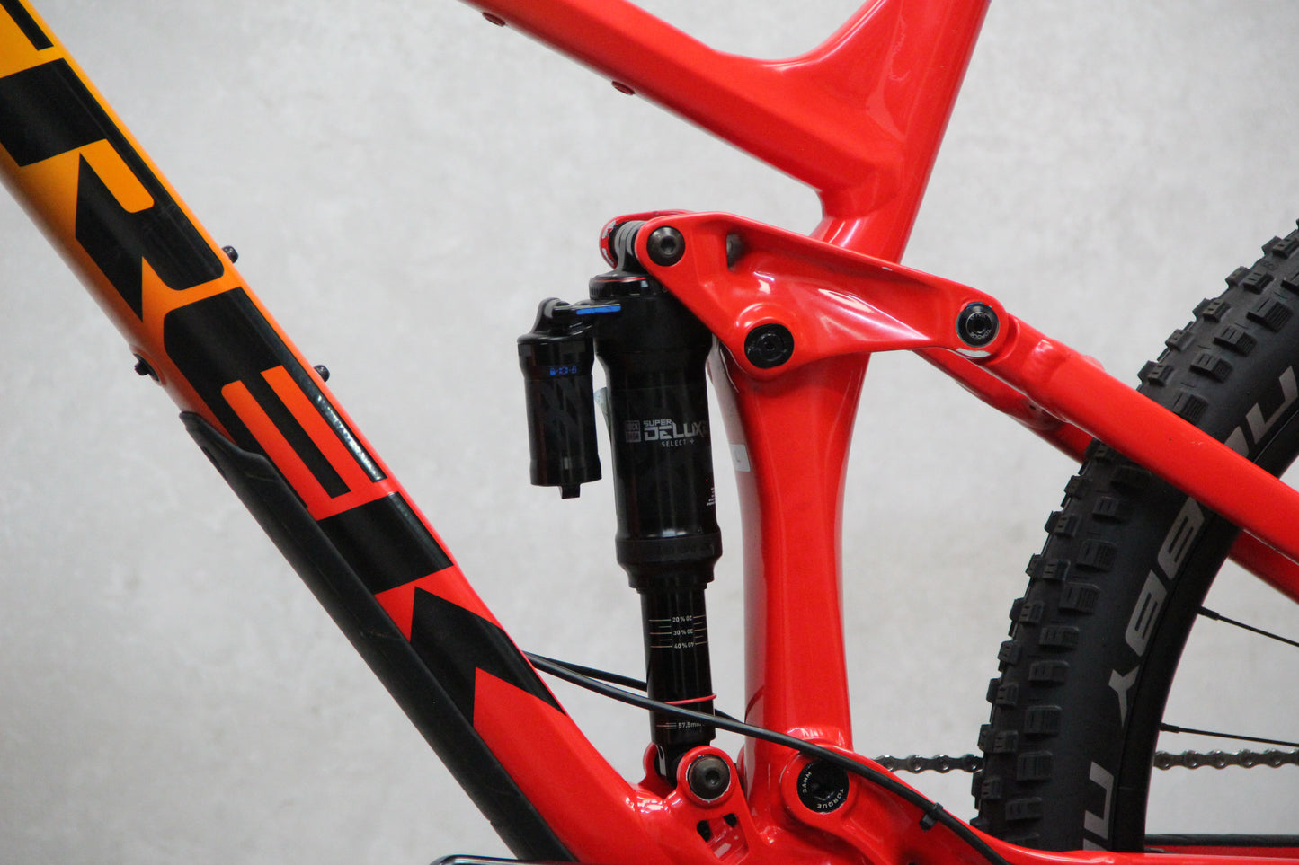 2021 Trek Remedy 8