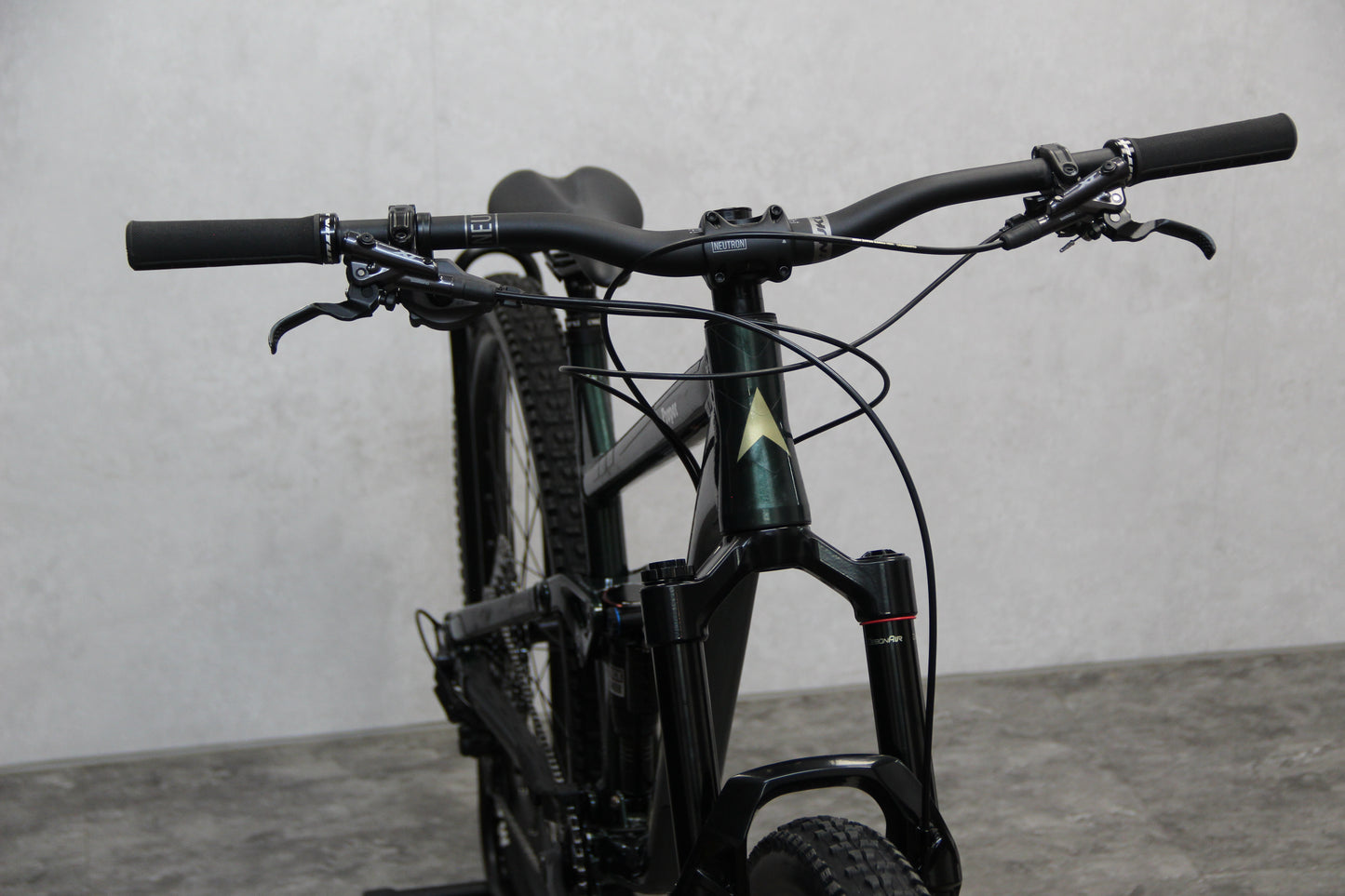 2023 Vitus Mythique