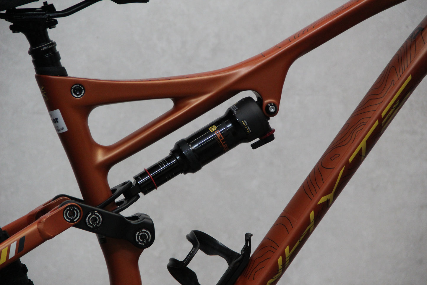 2022 Whyte T140