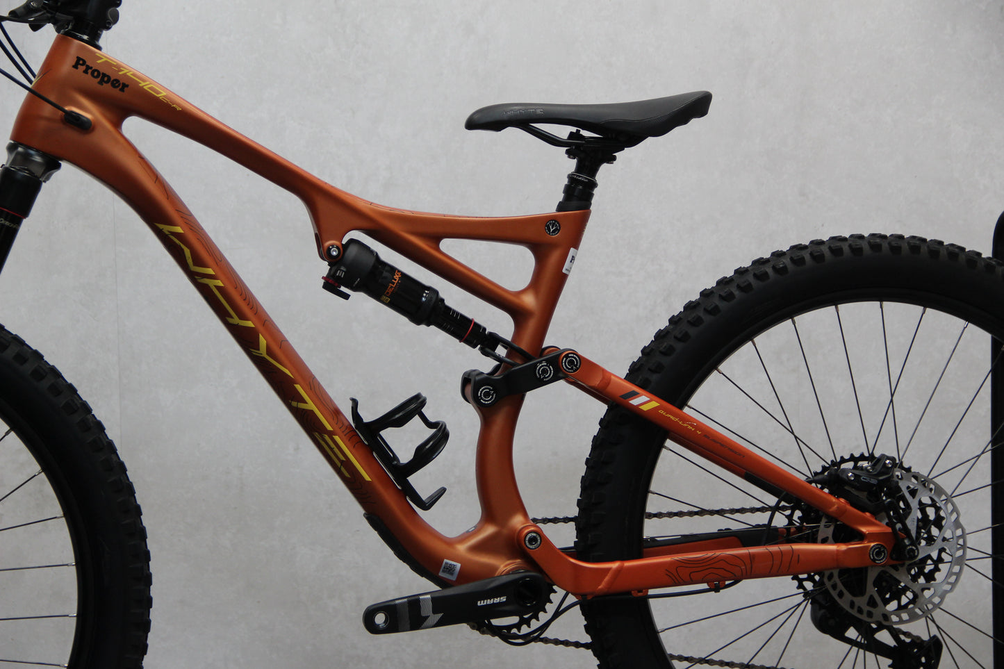 2022 Whyte T140