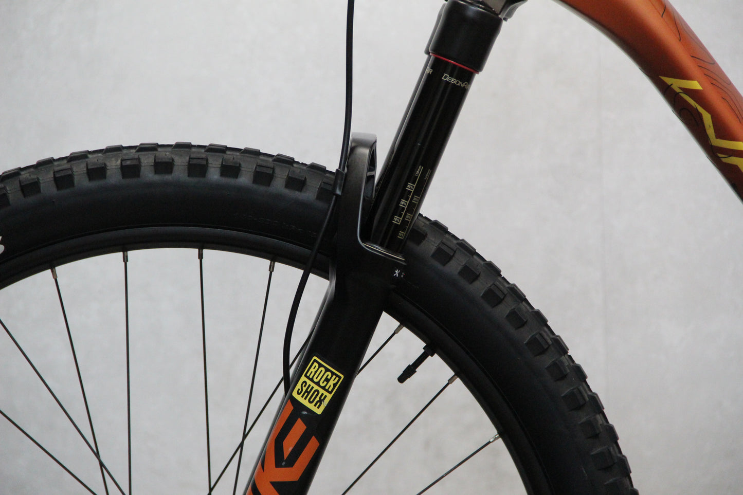 2022 Whyte T140