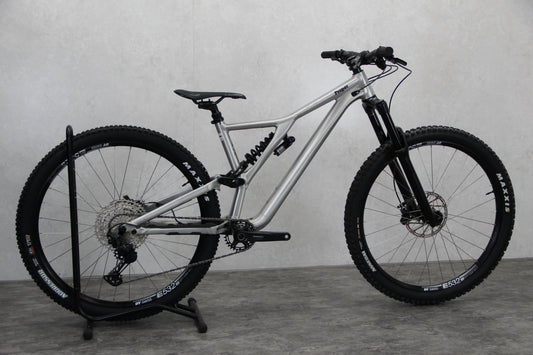 2019 Specialized Stumpjumper Evo