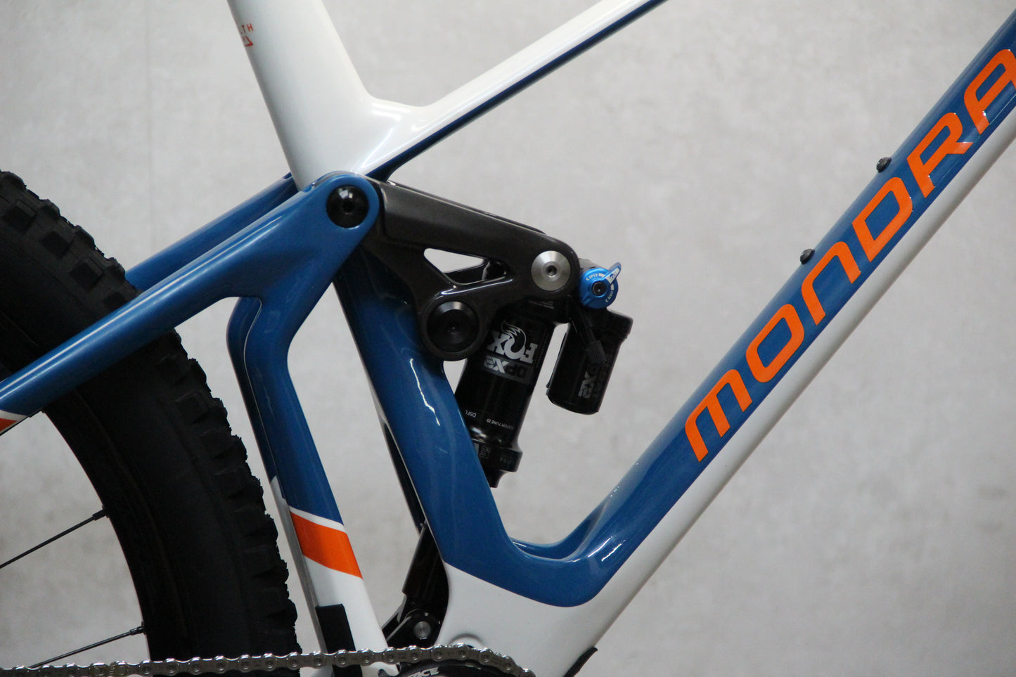 2020 Mondraker Superfoxy
