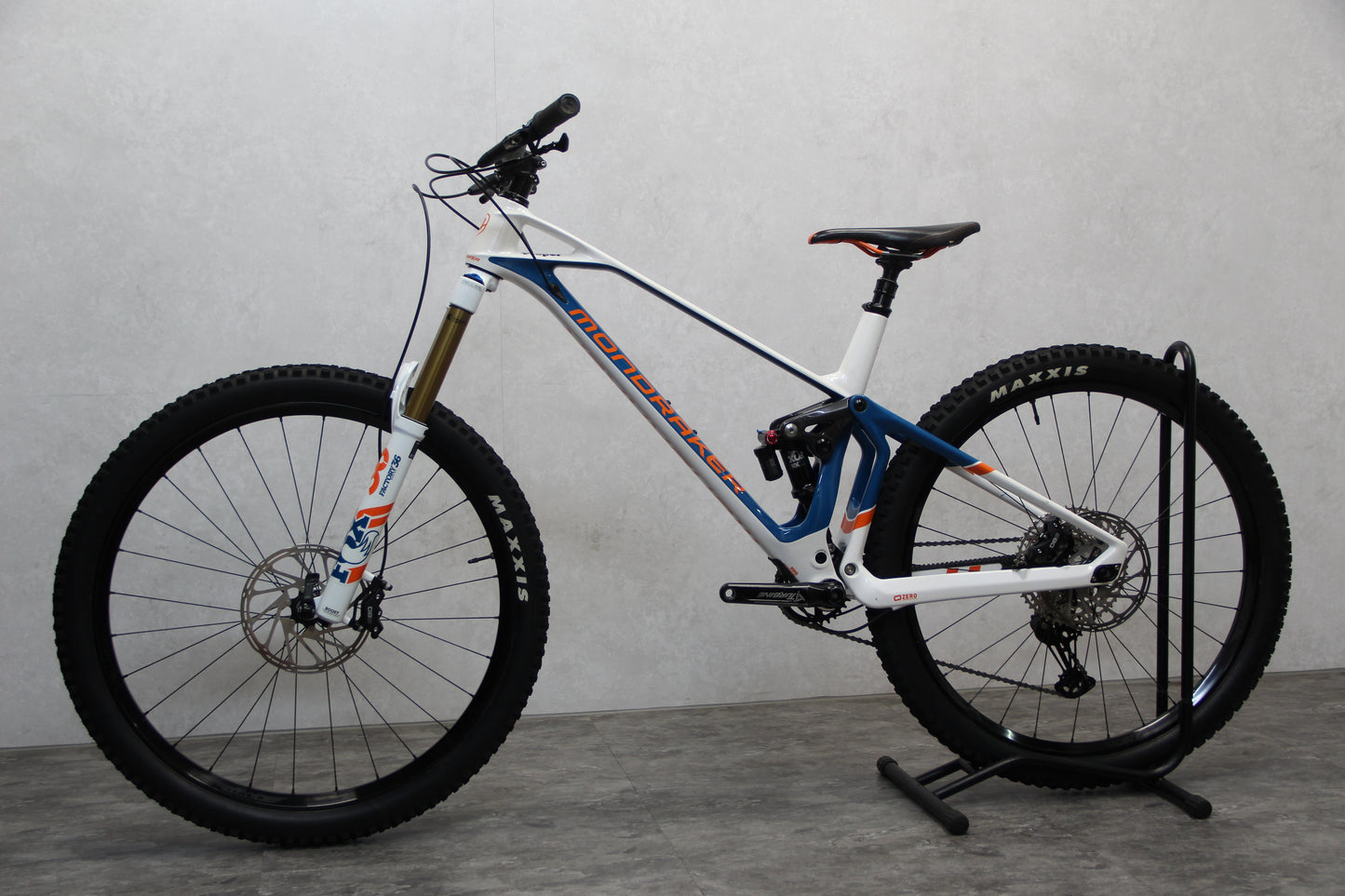2020 Mondraker Superfoxy