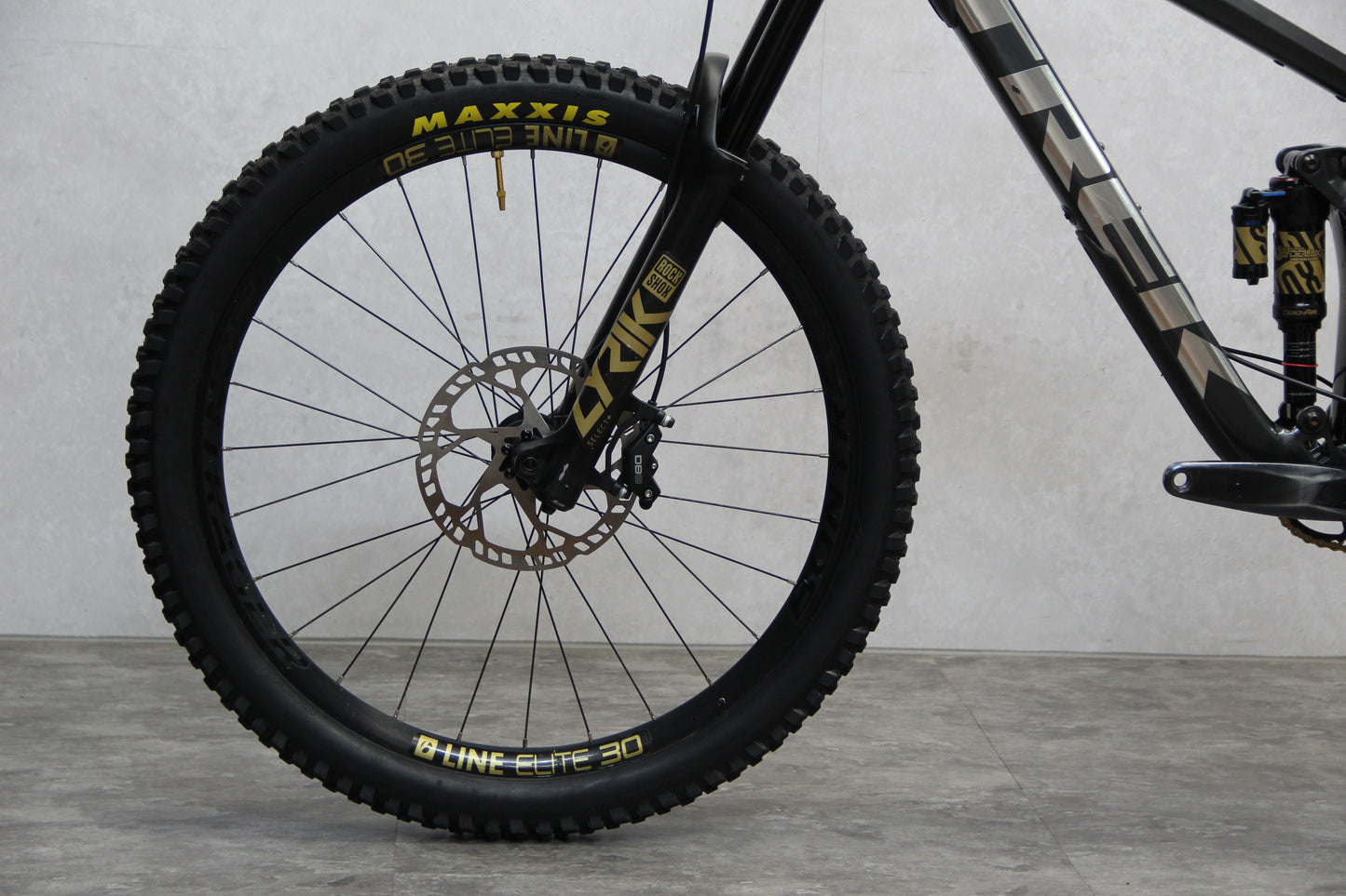 2021 Trek Remedy 8