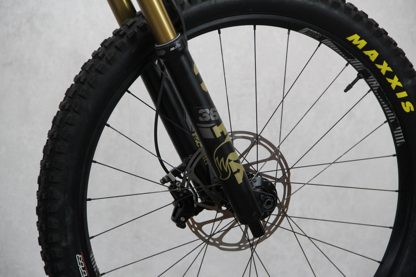 2020 Commencal Clash